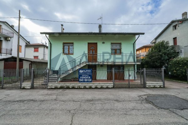 casa indipendente in vendita a Forlimpopoli