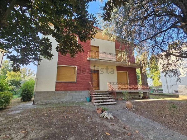 casa indipendente in vendita a Forlimpopoli