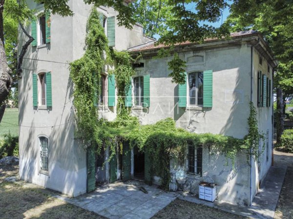 casa indipendente in vendita a Forlimpopoli