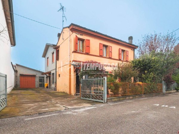 casa indipendente in vendita a Forlimpopoli