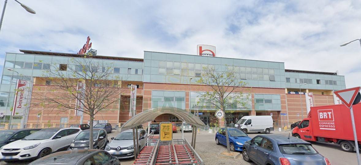 locale di sgombero in vendita a Forlimpopoli