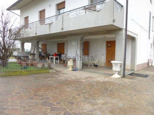 casa indipendente in vendita a Forlimpopoli