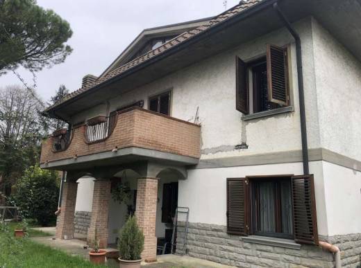 casa indipendente in vendita a Forlimpopoli