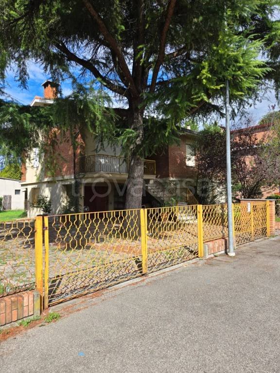 casa indipendente in vendita a Forlimpopoli