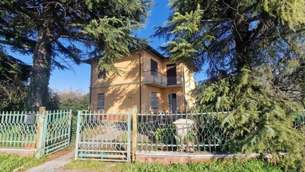 casa indipendente in vendita a Forlimpopoli