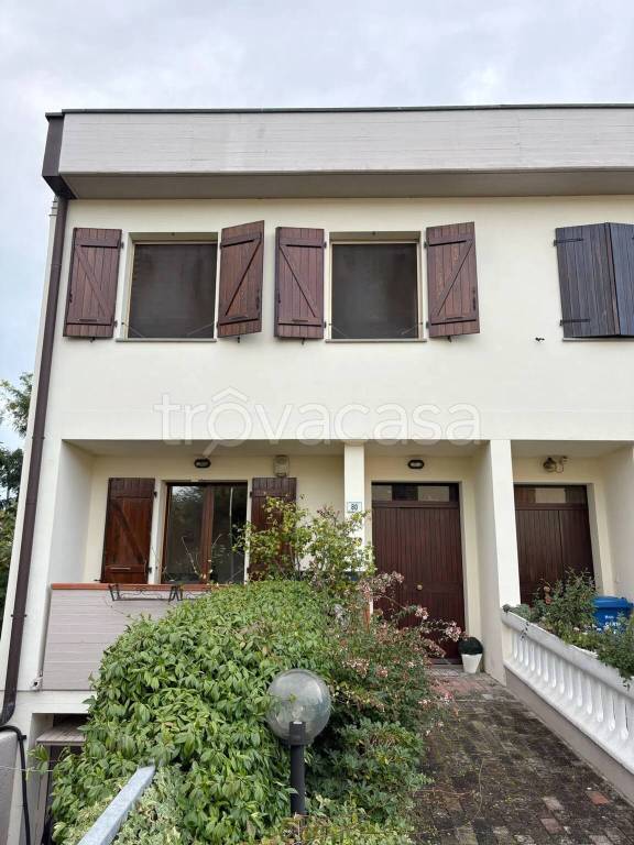 casa indipendente in vendita a Forlimpopoli