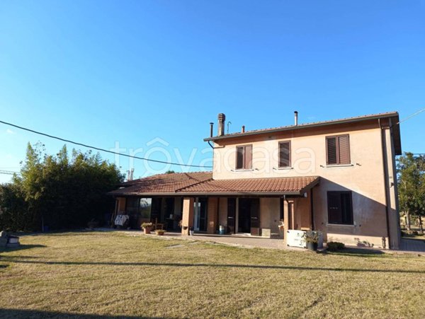 casa indipendente in vendita a Forlimpopoli