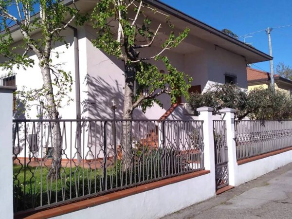 casa indipendente in vendita a Forlimpopoli