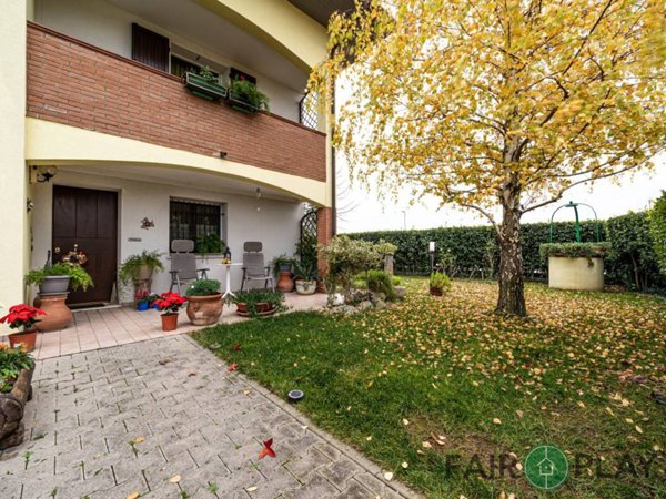 casa indipendente in vendita a Forlimpopoli