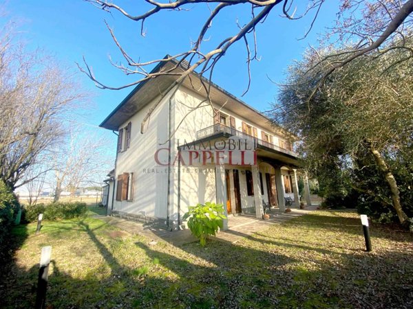casa indipendente in vendita a Forlimpopoli
