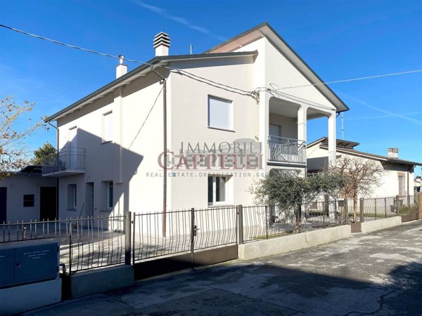 casa indipendente in vendita a Forlimpopoli
