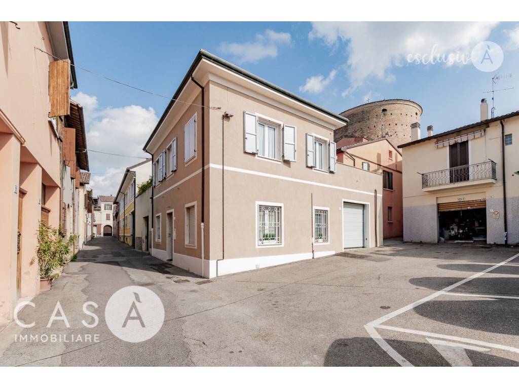 casa indipendente in vendita a Forlimpopoli