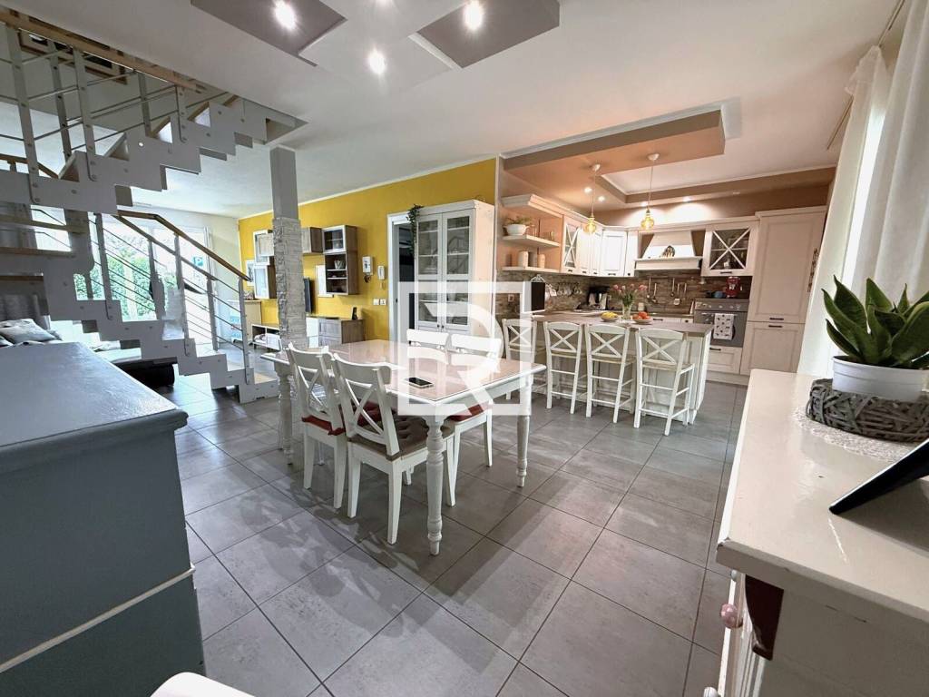 casa indipendente in vendita a Forlimpopoli