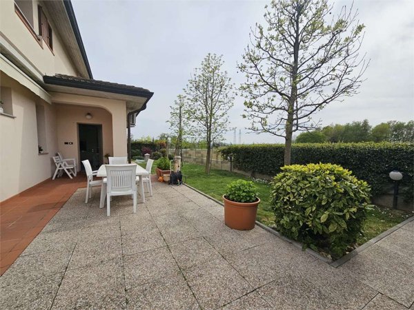 casa indipendente in vendita a Forlimpopoli