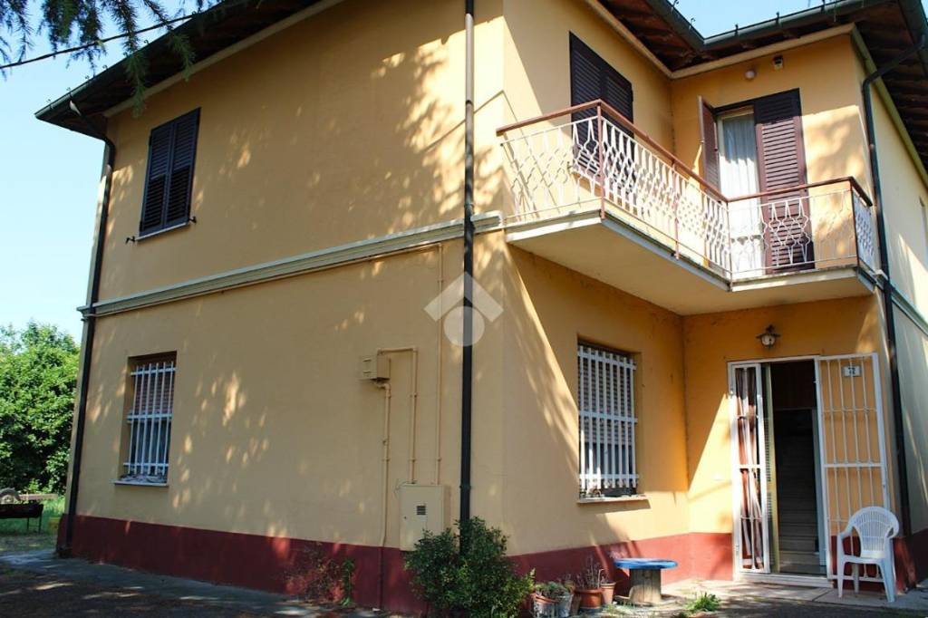 casa indipendente in vendita a Forlimpopoli in zona Selbagnone