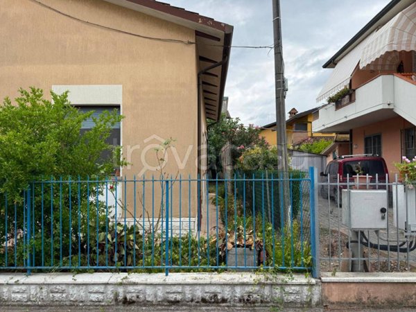 casa indipendente in vendita a Forlimpopoli
