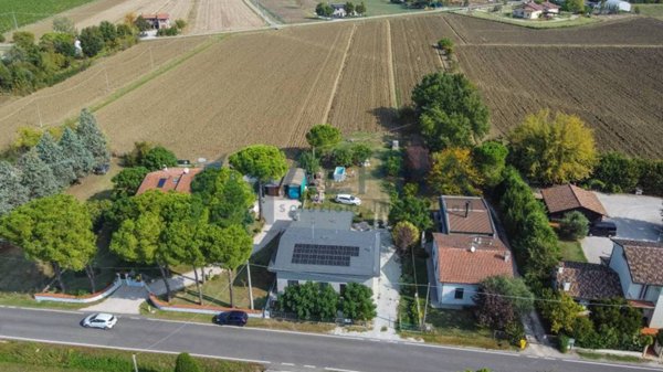 casa indipendente in vendita a Forlimpopoli in zona Selbagnone
