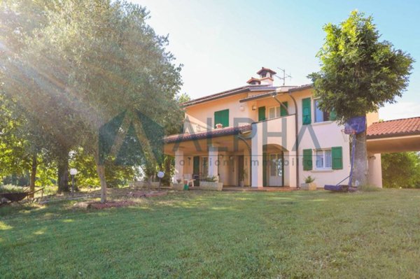casa indipendente in vendita a Forlimpopoli