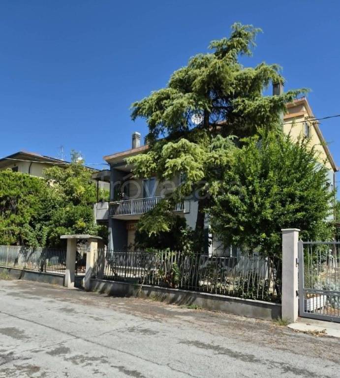 casa indipendente in vendita a Forlimpopoli