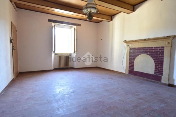 appartamento in vendita a Galeata in zona Pianetto