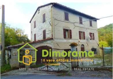 casa indipendente in vendita a Galeata