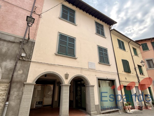 casa indipendente in vendita a Galeata