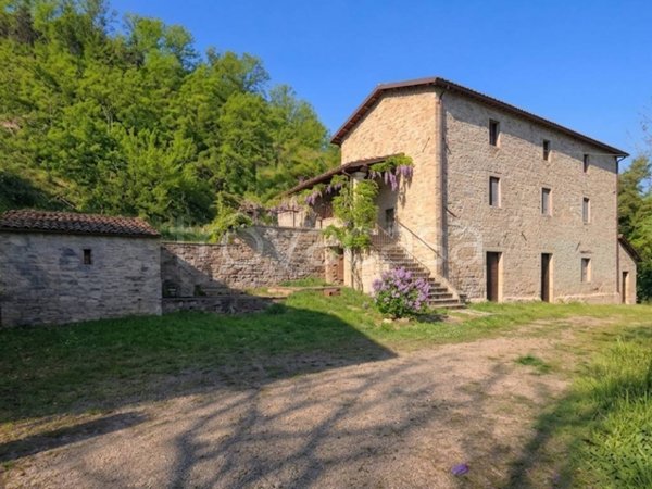 casa indipendente in vendita a Galeata