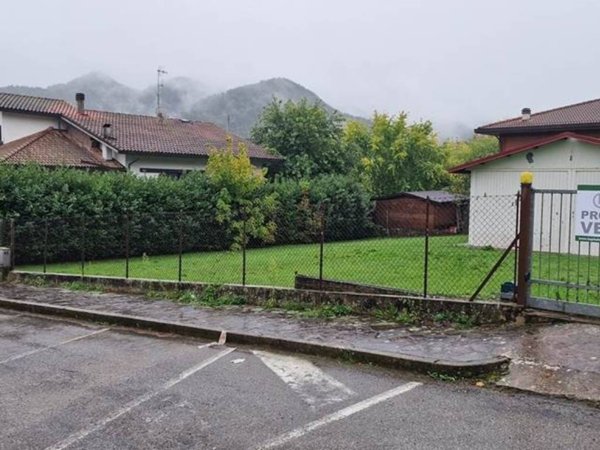 casa indipendente in vendita a Galeata in zona Pianetto