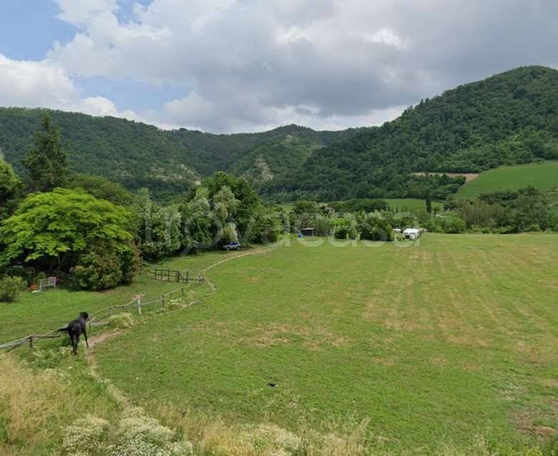 appartamento in vendita a Galeata in zona Pianetto