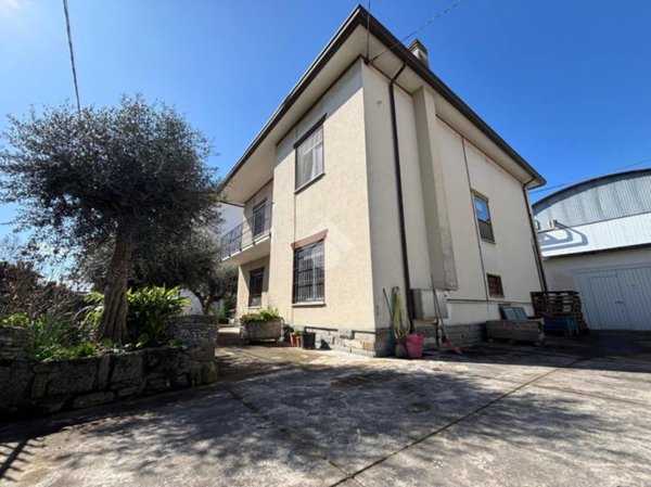 casa indipendente in vendita a Gambettola
