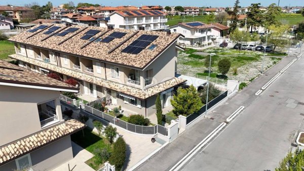 casa indipendente in vendita a Gambettola