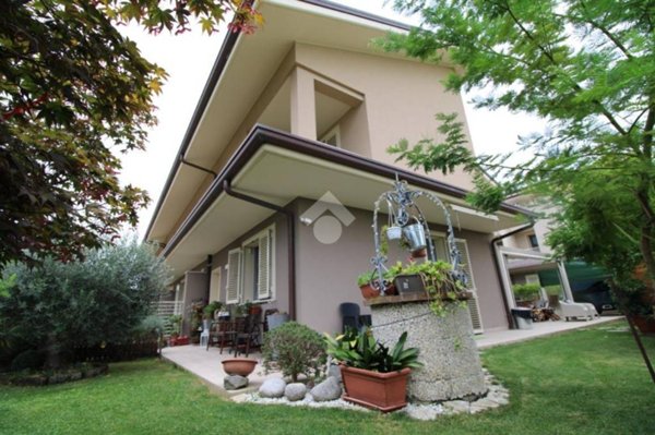 casa indipendente in vendita a Gambettola