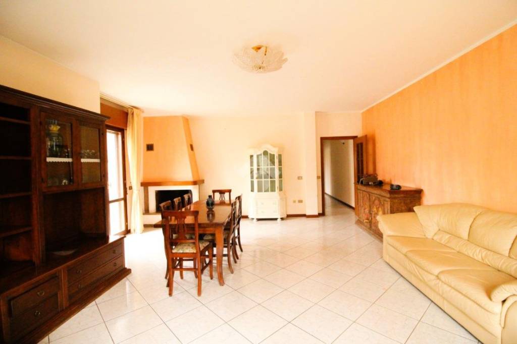 casa indipendente in vendita a Gambettola