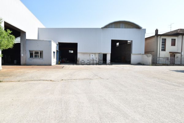 ufficio in vendita a Gambettola