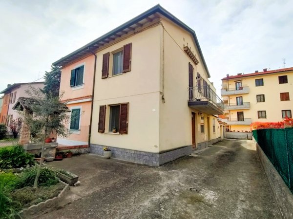 casa indipendente in vendita a Gambettola