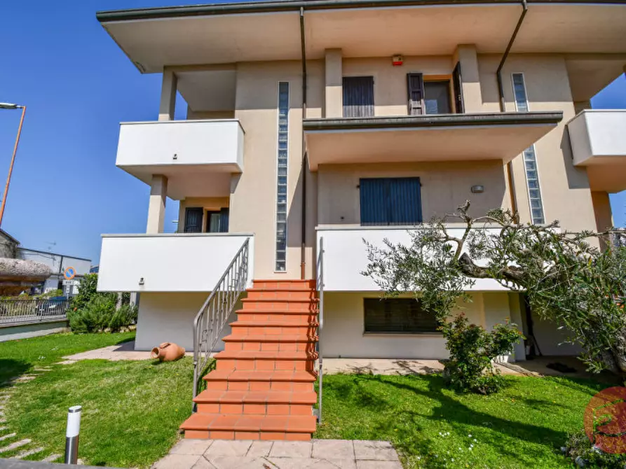 casa indipendente in vendita a Gambettola