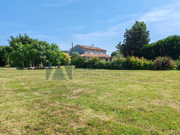 casa indipendente in vendita a Gambettola