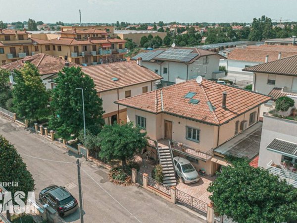 casa indipendente in vendita a Gatteo in zona Sant'Angelo