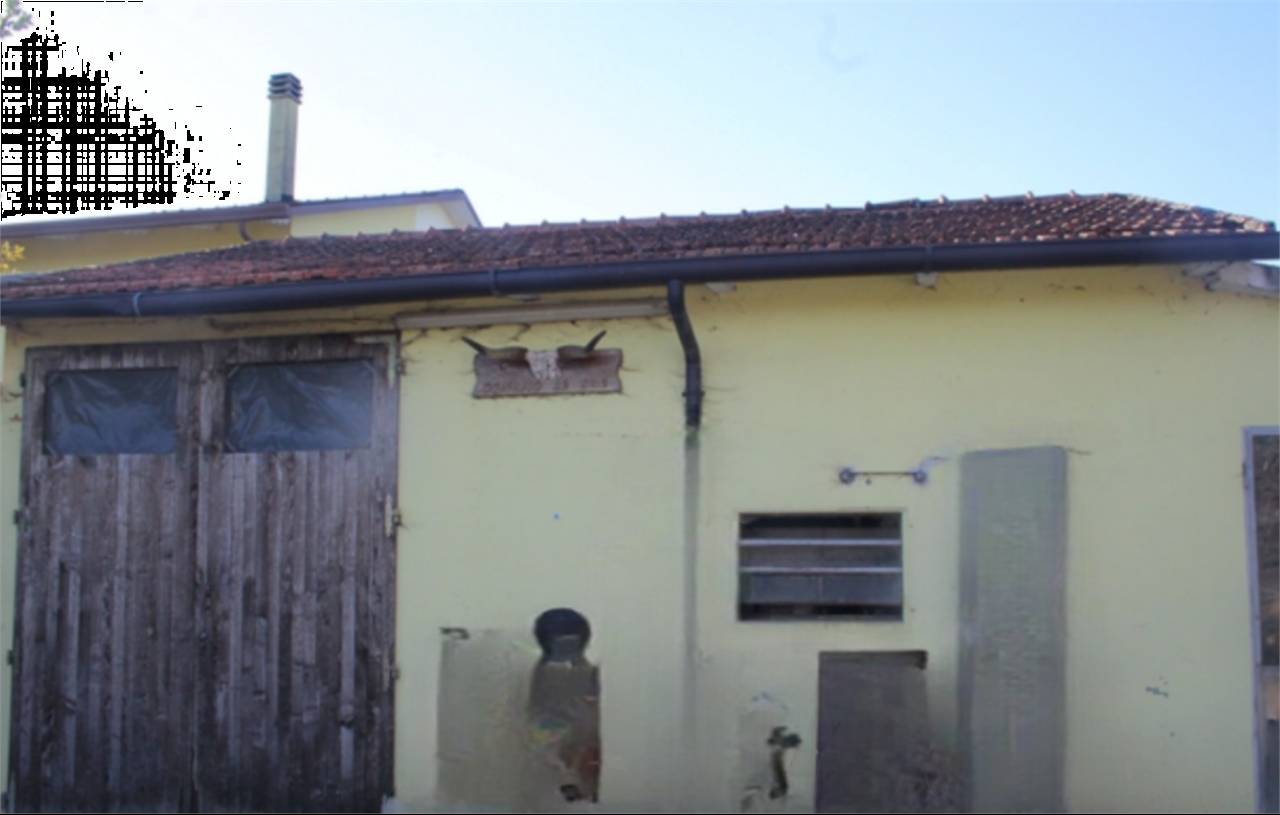 locale di sgombero in vendita a Gatteo
