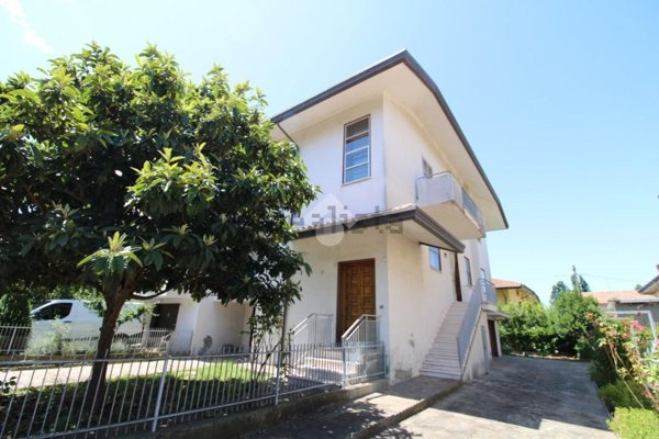 appartamento in vendita a Gatteo in zona Sant'Angelo