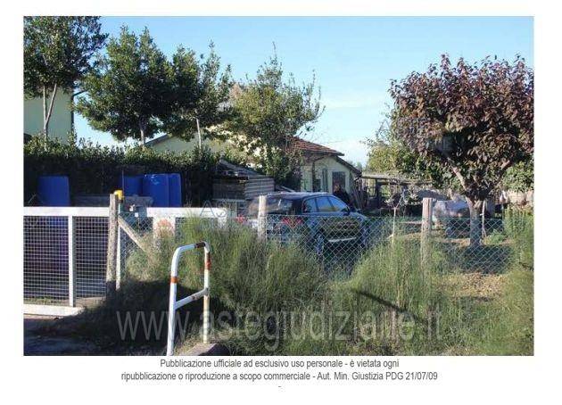 locale di sgombero in vendita a Gatteo