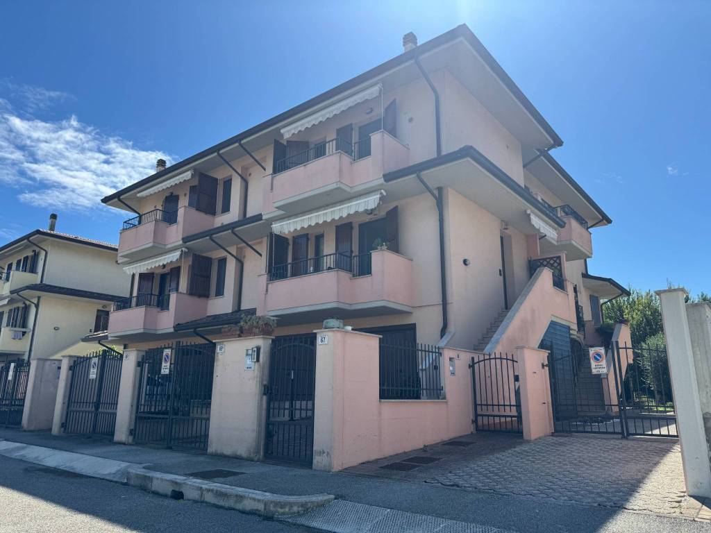 appartamento in vendita a Gatteo in zona Sant'Angelo