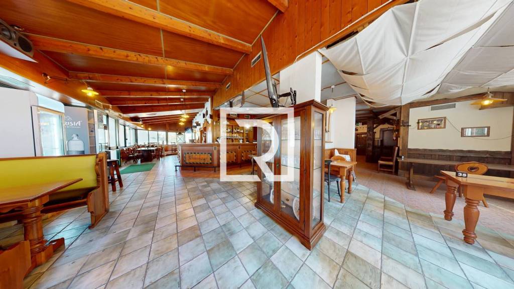 locale commerciale in vendita a Gatteo in zona Gatteo a Mare