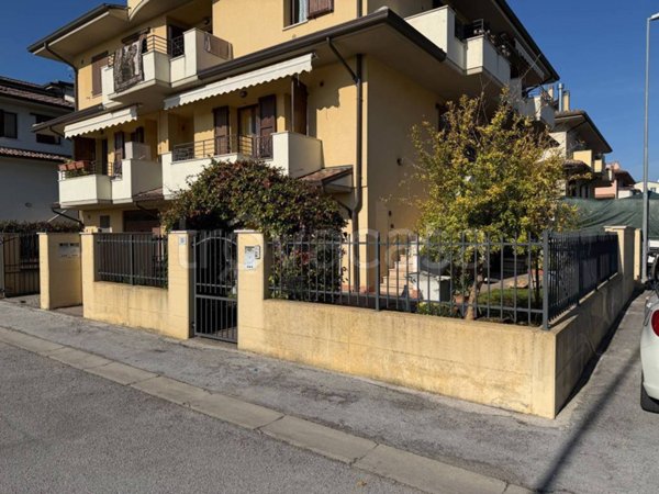 appartamento in vendita a Gatteo in zona Sant'Angelo