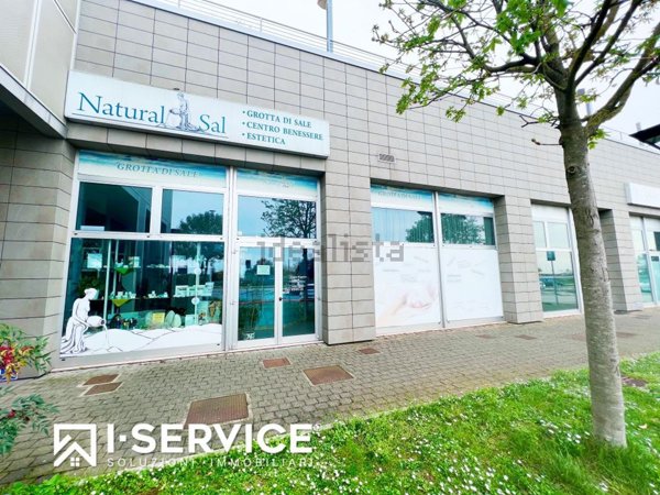 negozio in vendita a Gatteo