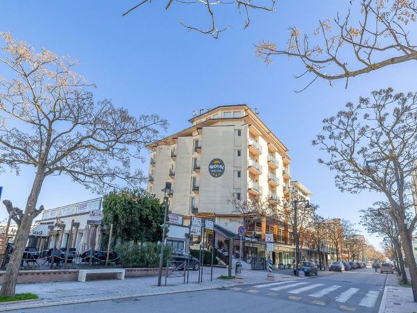 intera palazzina in vendita a Gatteo in zona Gatteo a Mare