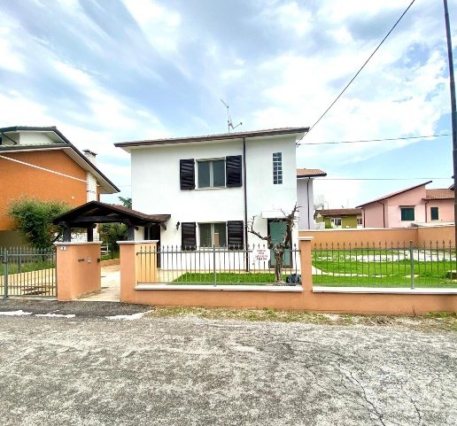 casa indipendente in vendita a Gatteo in zona Sant'Angelo