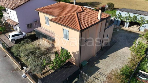 casa indipendente in vendita a Gatteo in zona Fiumicino