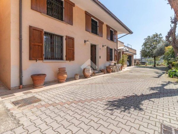 casa indipendente in vendita a Gatteo in zona Gatteo a Mare