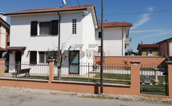 casa indipendente in vendita a Gatteo in zona Sant'Angelo